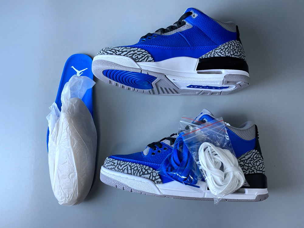 Air Jordan 3 Varsity Royal CT8532-400